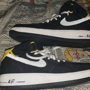 Nike Vandal Hightops Black and Yellow